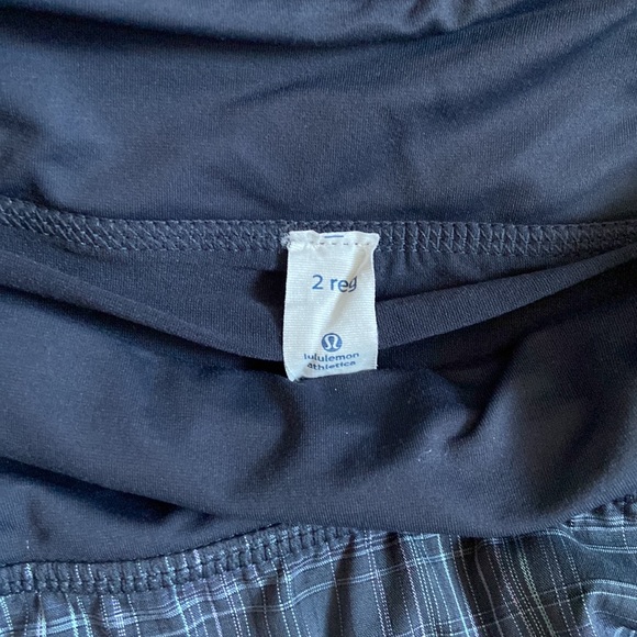 Lululemon skirt - Picture 3 of 4